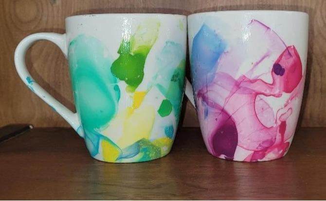 Marbled coffee mugs
